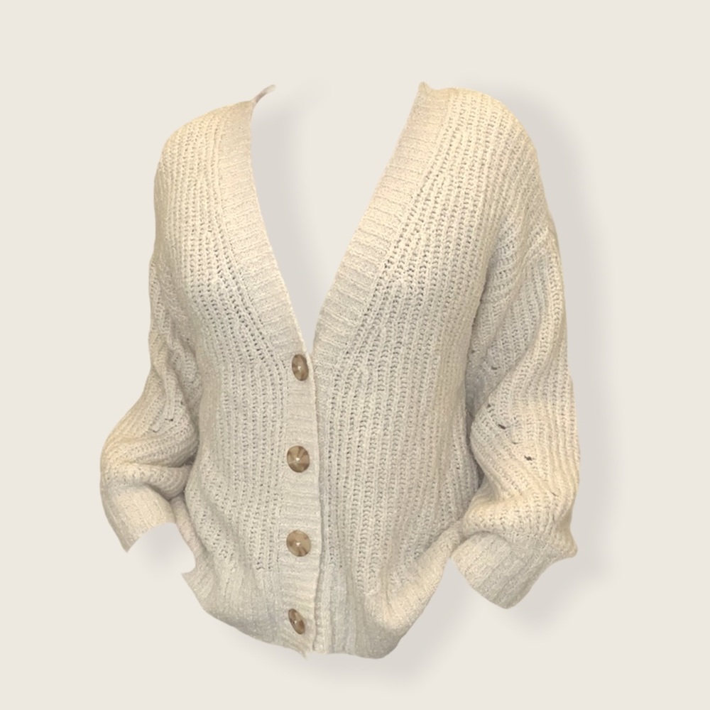 AMERICAN EAGLE Cream Knit Cardigan